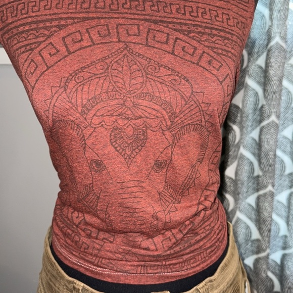 Title Unknown Sleeveless Bohemian T Shirt - Picture 2 of 8